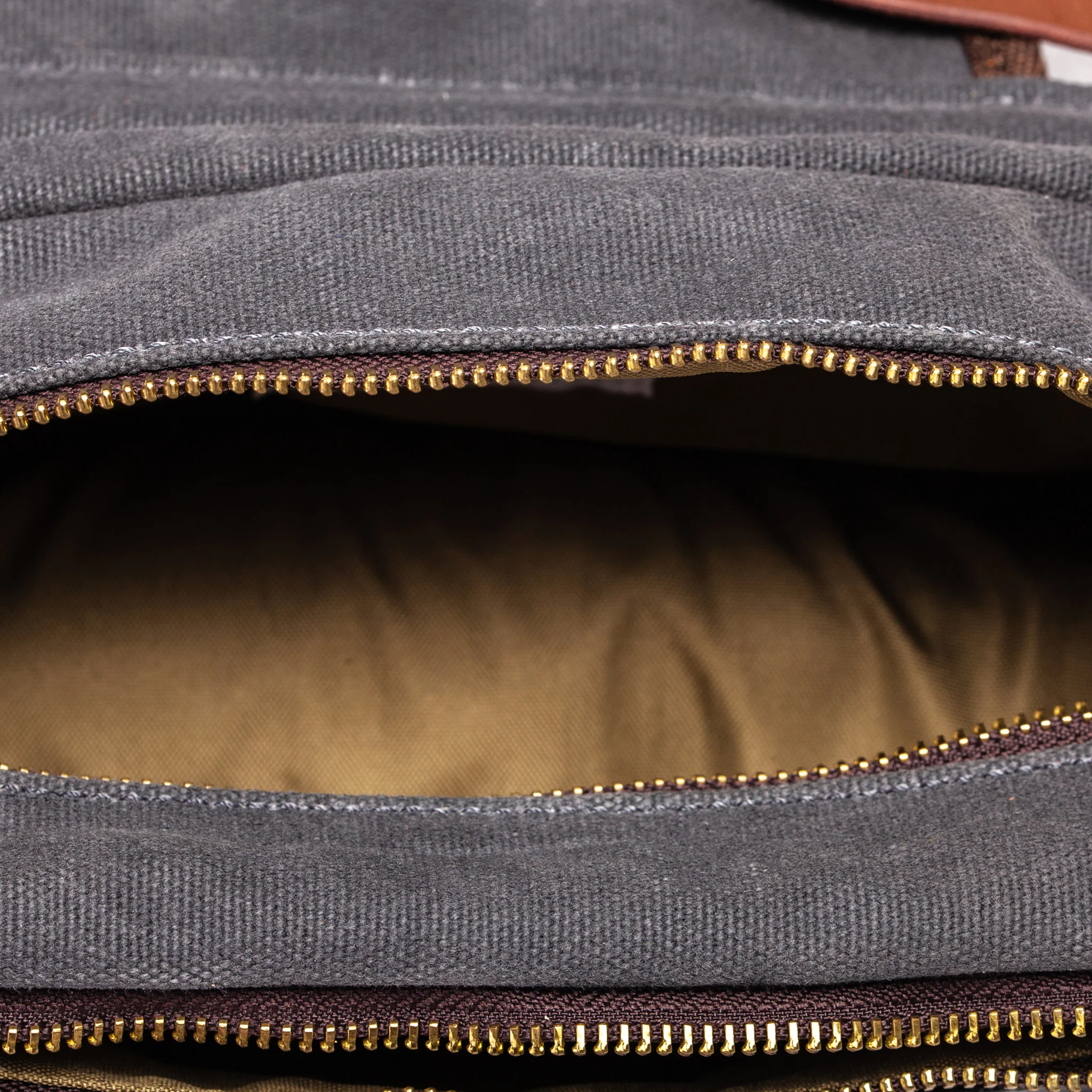 COMPASS Handlebar Bag - Grey - Image 8