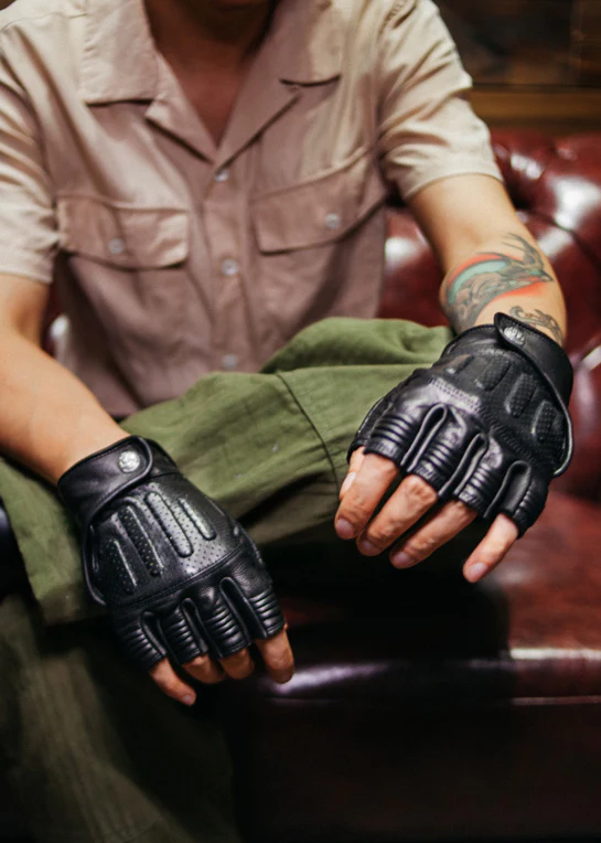 ETHIOPIA DANAKIL Gloves - Black - Image 4