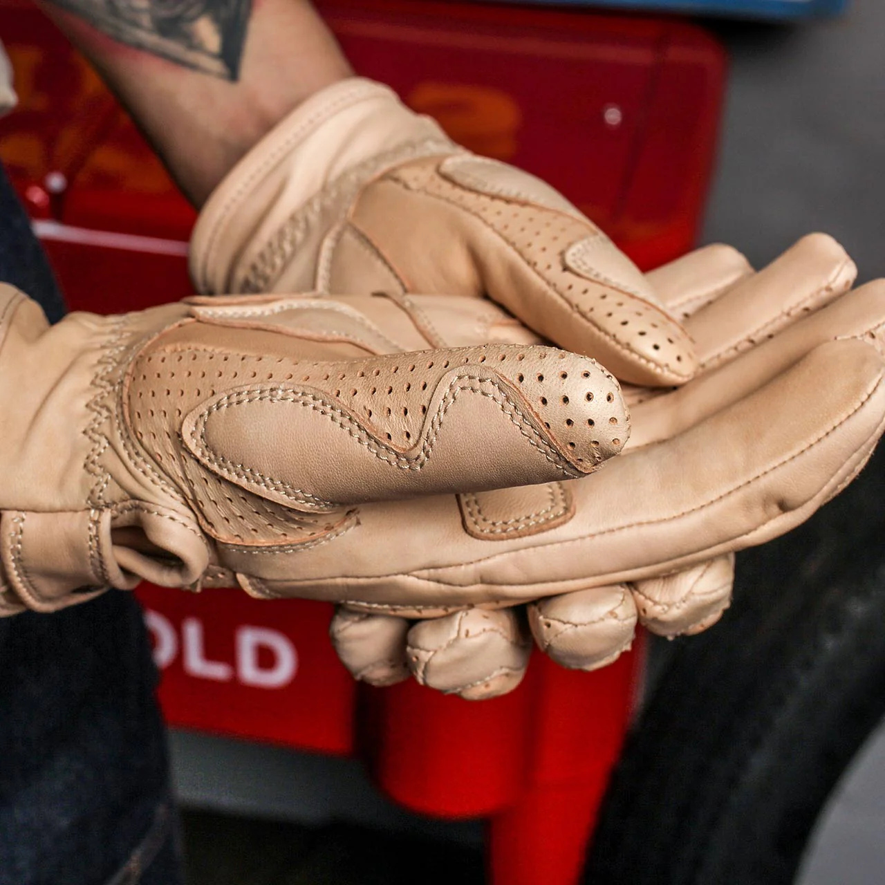 ETHIOPIA RASDASHEN Gloves - Natural - Image 5