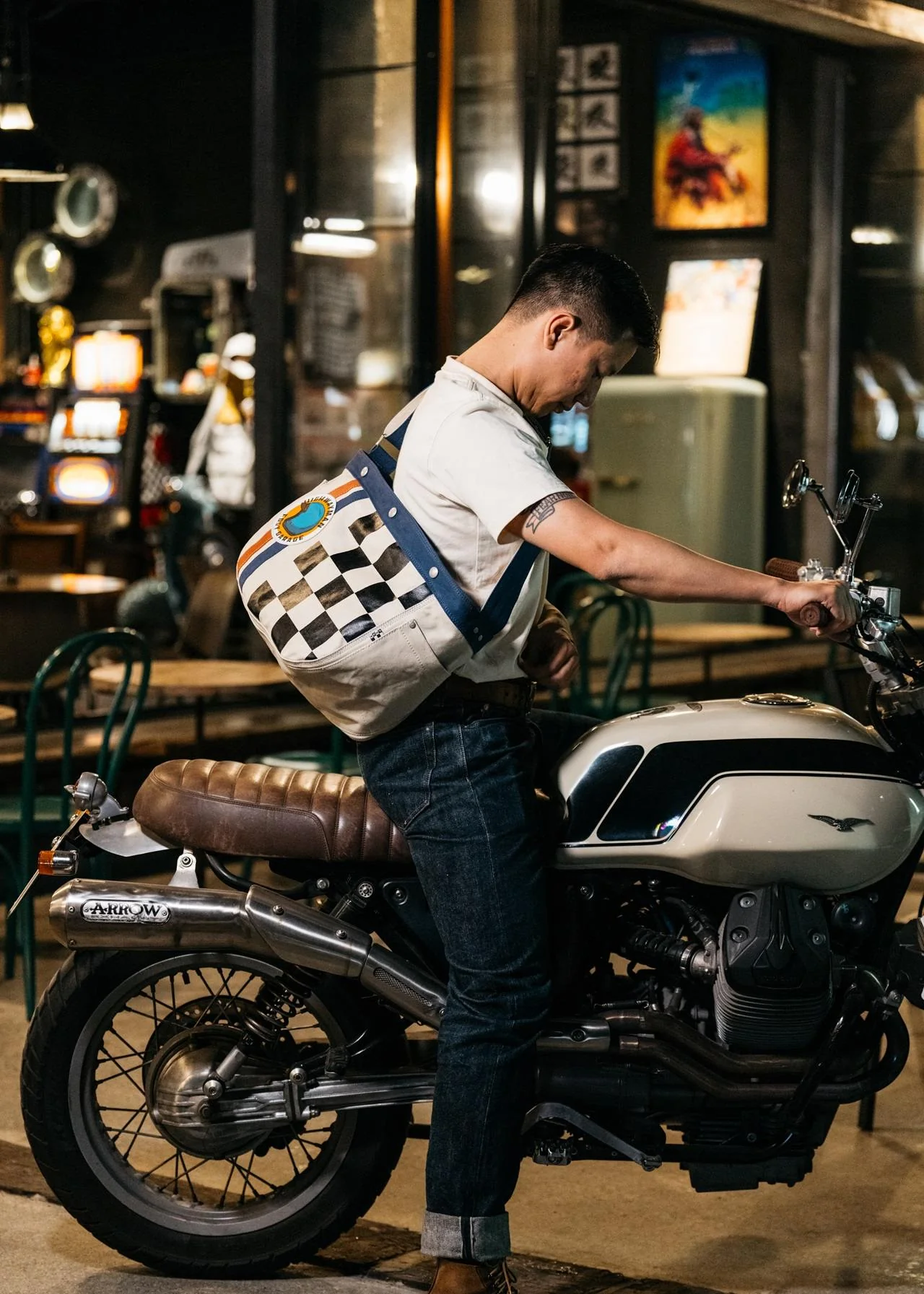 NEWSBOY Crossbody Bag - Lemans - Image 5
