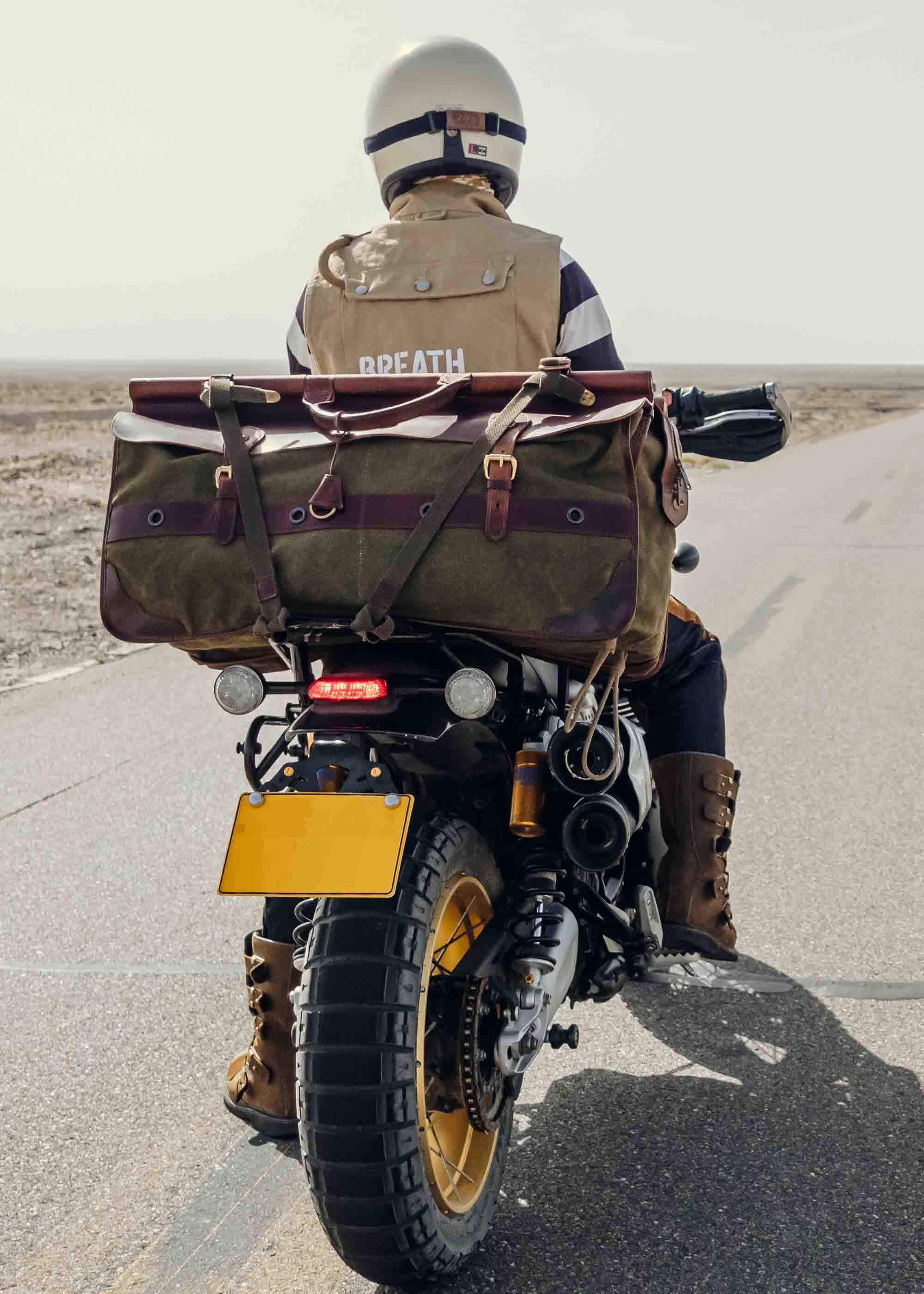 TUNDRA Tail Bag - Green - Image 4