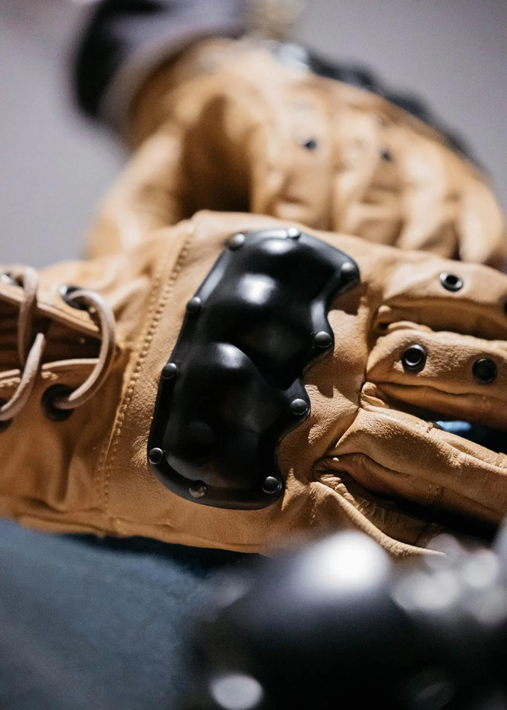 URSUS ARMOR Gloves - Sand - Image 4