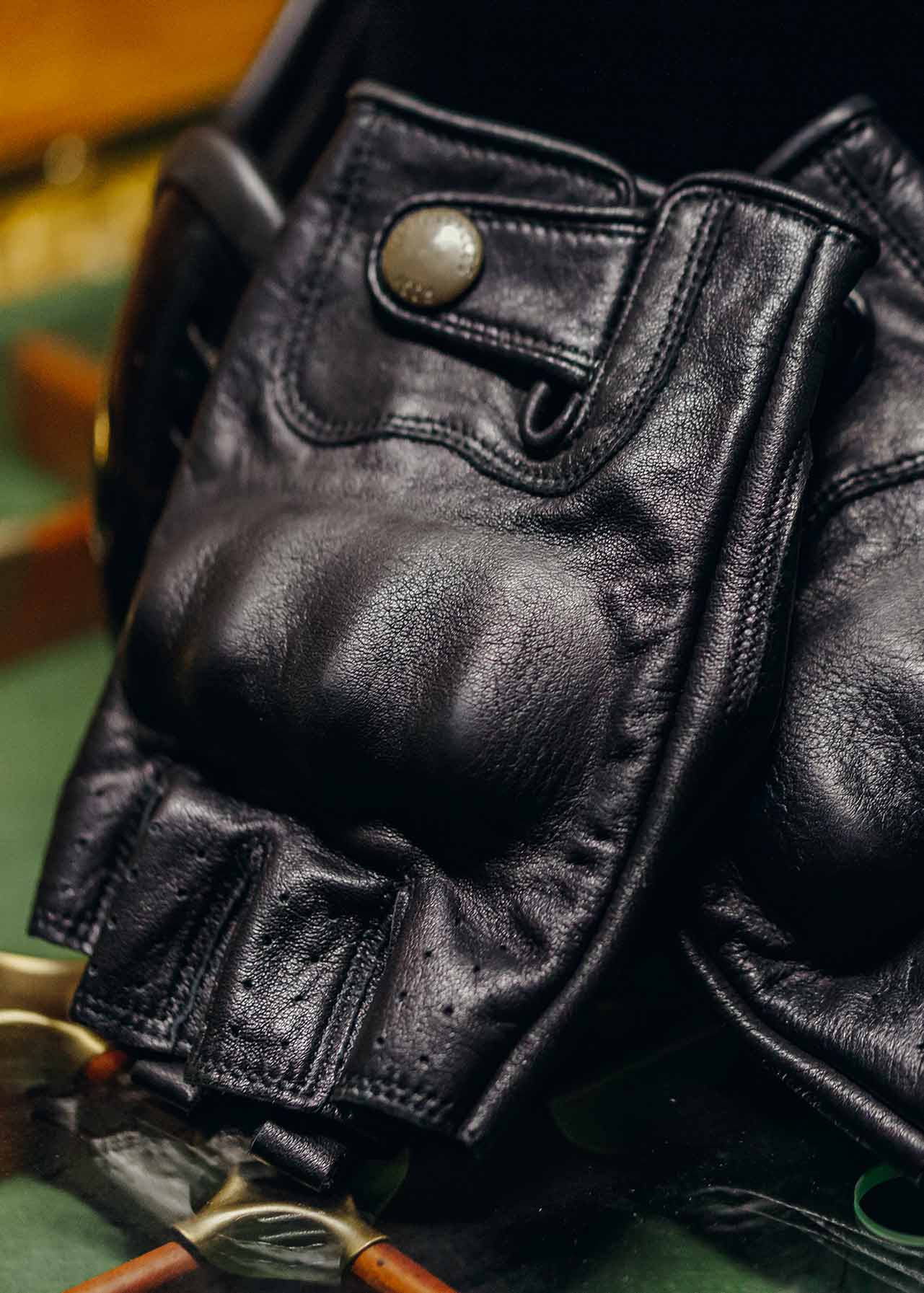 URSUS WILD Gloves - Black - Image 3
